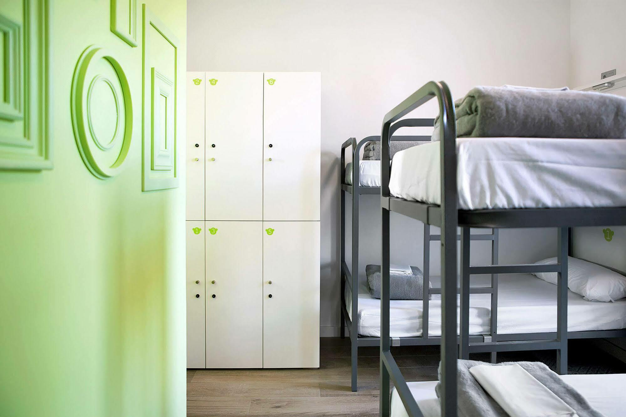 Meeting Point Albergue Barcelona