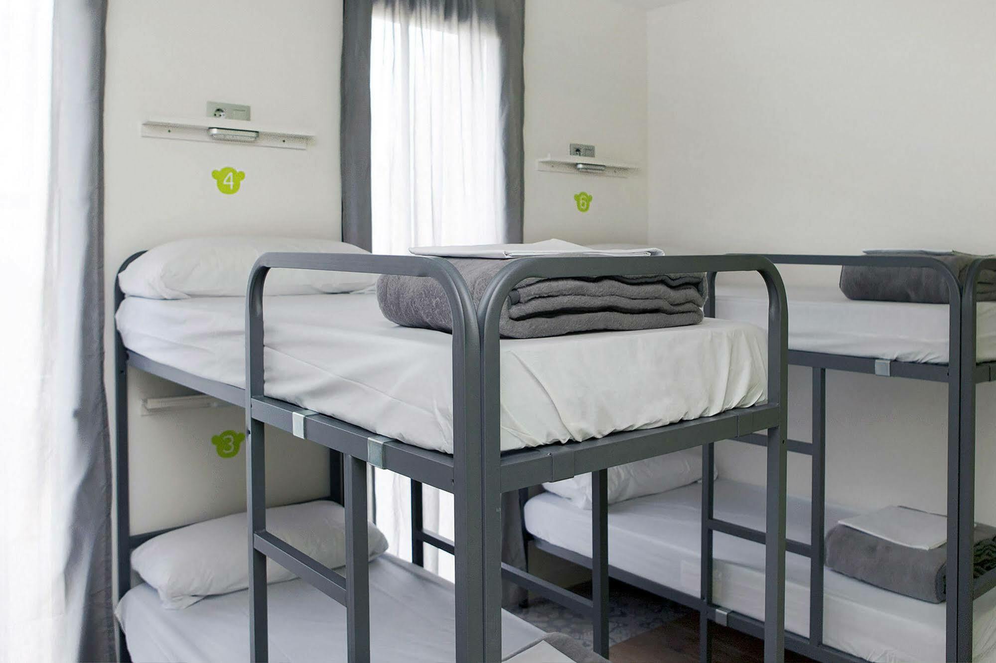 Meeting Point Albergue *